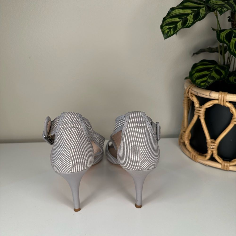K. Bennett London Gray White Striped Christina Pumps Made in Italy, Size 9.5/40 - Picture 6 of 14